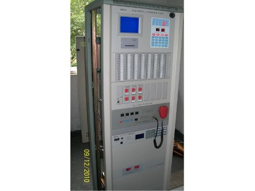 柜式主機